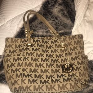 Michael Kors tote